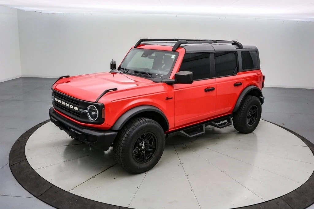 2022 Ford Bronco 6th Gen - Image 9 of 21