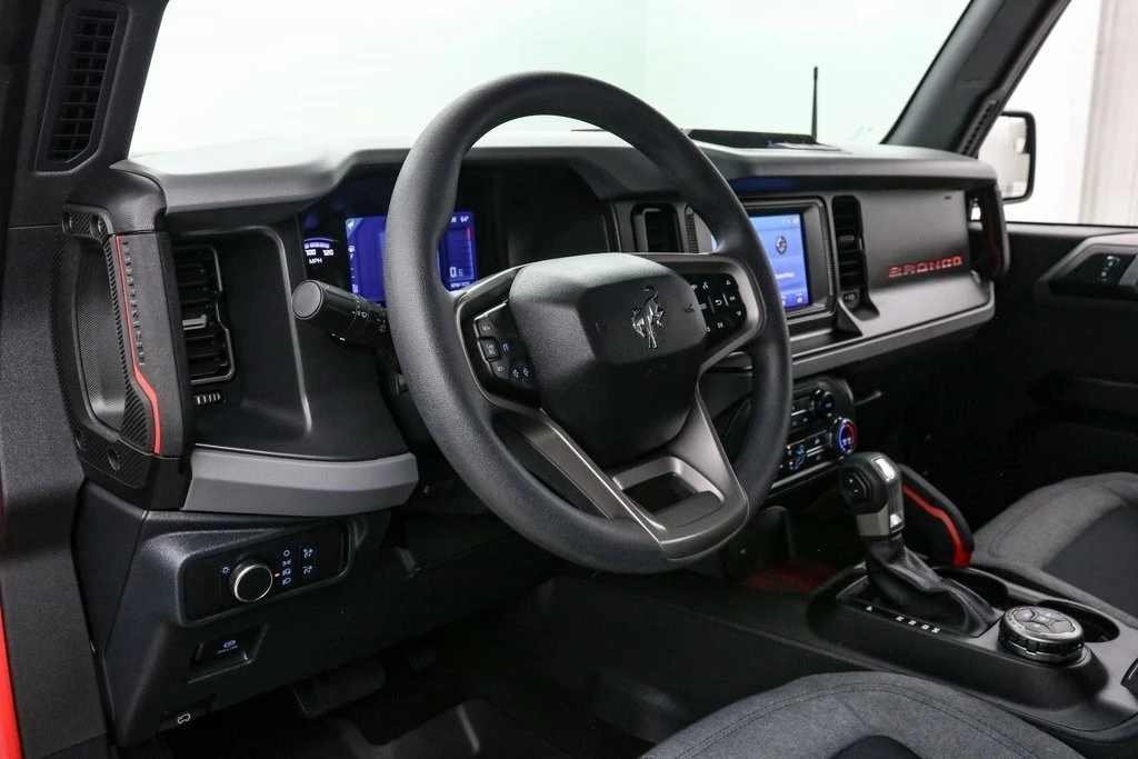 2022 Ford Bronco 6th Gen - Image 15 of 21