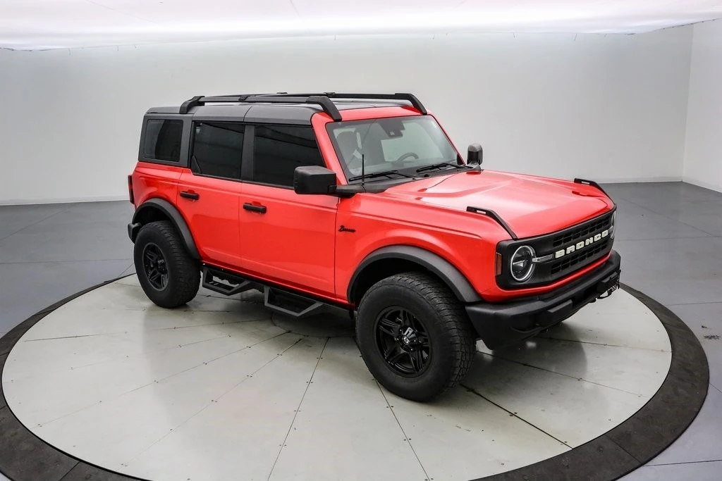 2022 Ford Bronco 6th Gen - Image 2 of 21