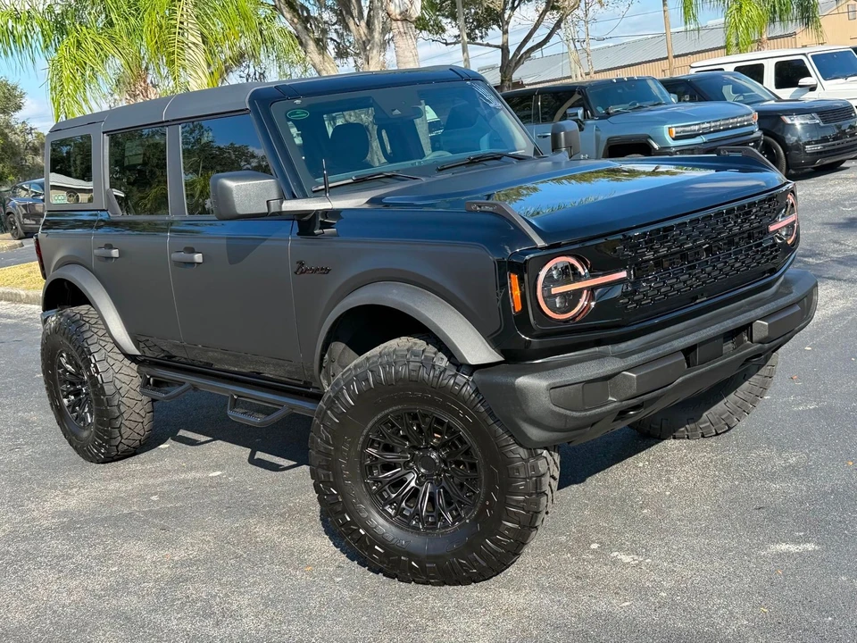 2022 Ford Bronco 6th Gen - Image 12 of 12