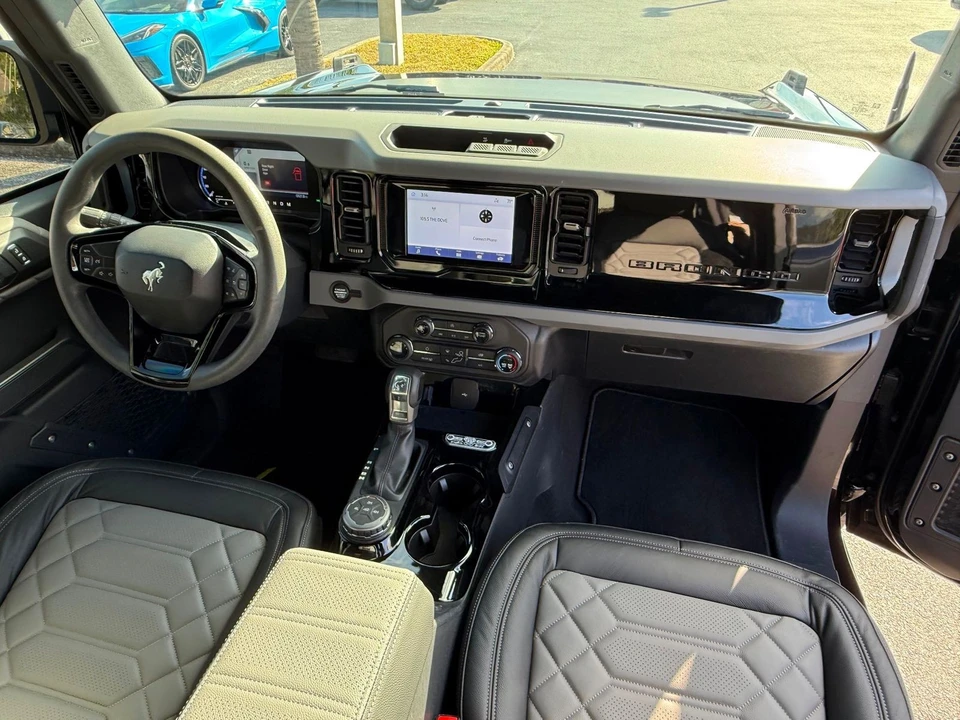 2022 Ford Bronco 6th Gen - Image 4 of 12