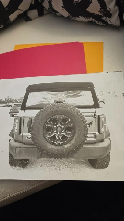 2022 Ford Bronco 6th Gen - Image 17 of 21