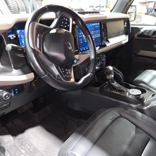 2022 Ford Bronco 6th Gen - Image 10 of 14