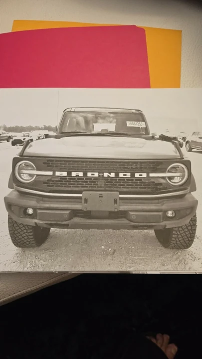 2022 Ford Bronco 6th Gen - Image 20 of 21