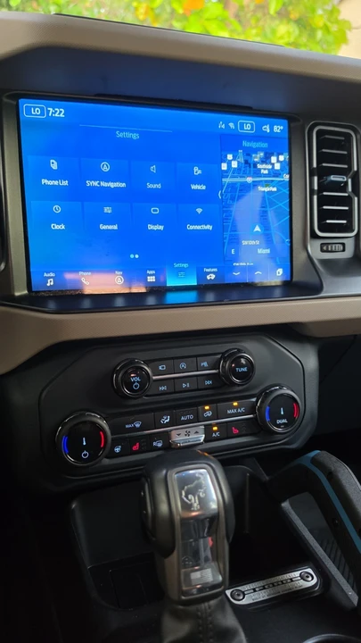 2022 Ford Bronco 6th Gen - Image 5 of 21