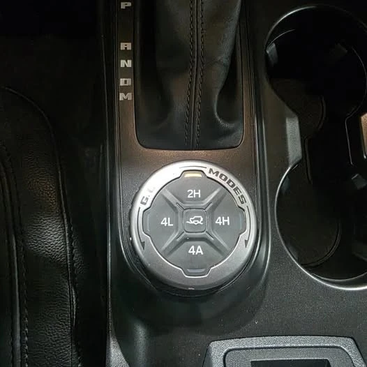2022 Ford Bronco 6th Gen - Image 9 of 14