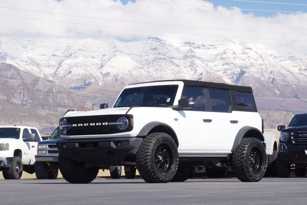 2022 Ford Bronco 6th Gen - Image 2 of 12