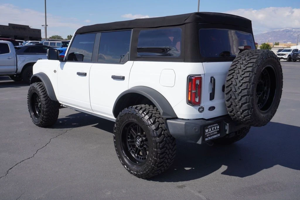 2022 Ford Bronco 6th Gen - Image 8 of 12