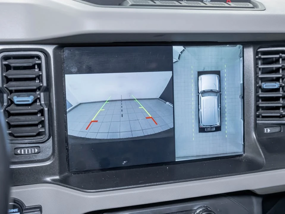 2022 Ford Bronco 6th Gen - Image 19 of 20