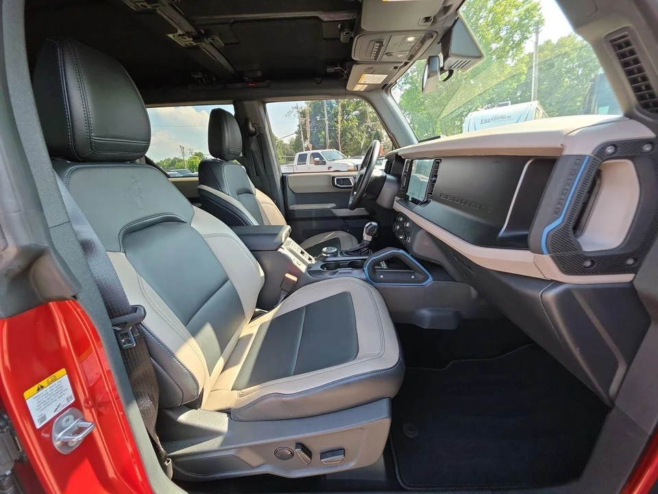 2022 Ford Bronco 6th Gen - Image 8 of 30