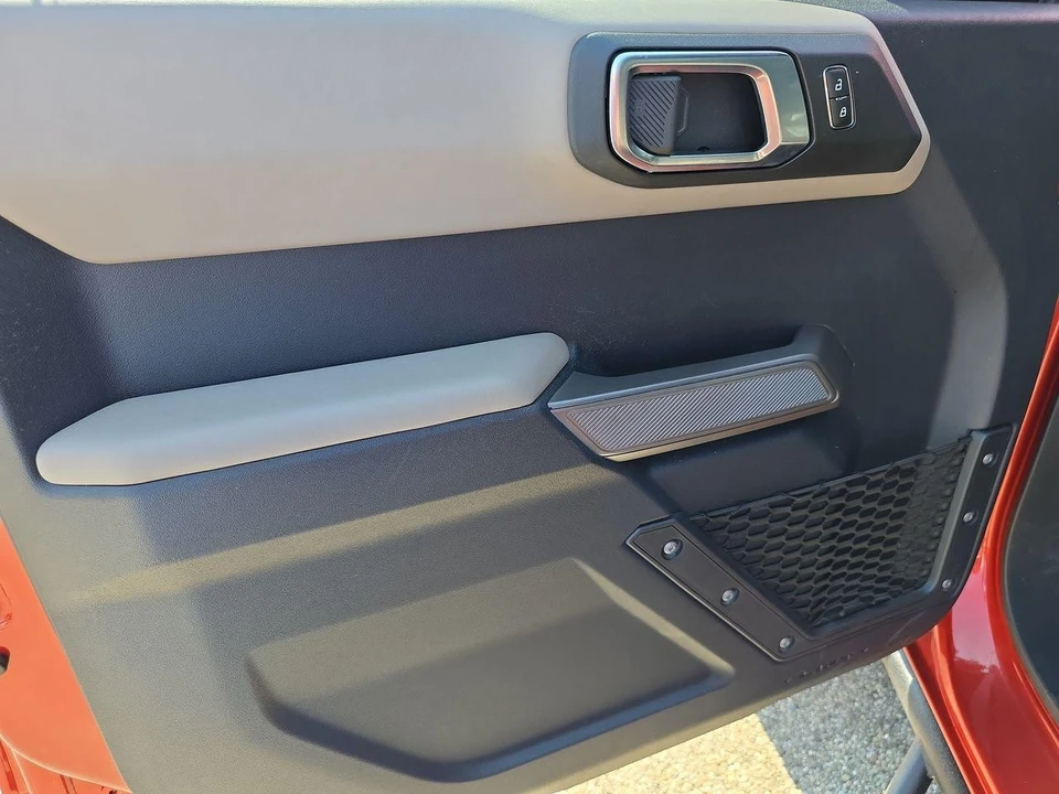 2022 Ford Bronco 6th Gen - Image 5 of 30