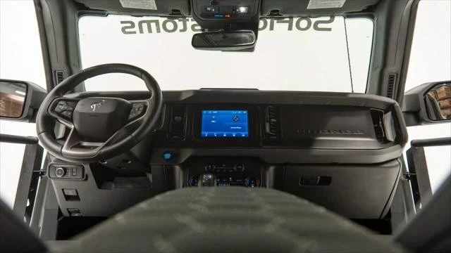 2022 Ford Bronco 6th Gen - Image 19 of 21