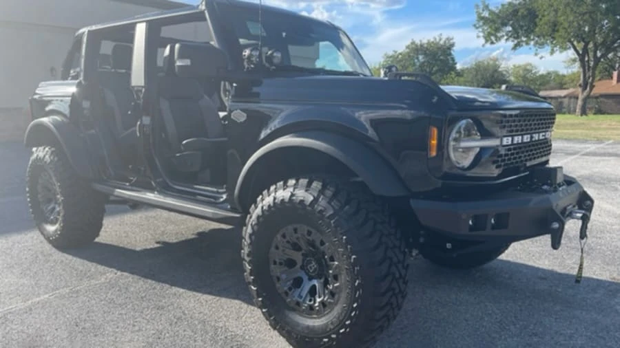 2022 Ford Bronco 6th Gen - Image 23 of 29