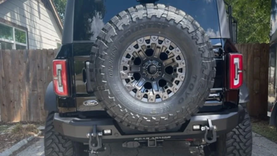 2022 Ford Bronco 6th Gen - Image 3 of 29