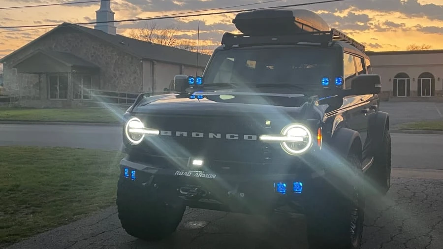 2022 Ford Bronco 6th Gen - Image 3 of 7