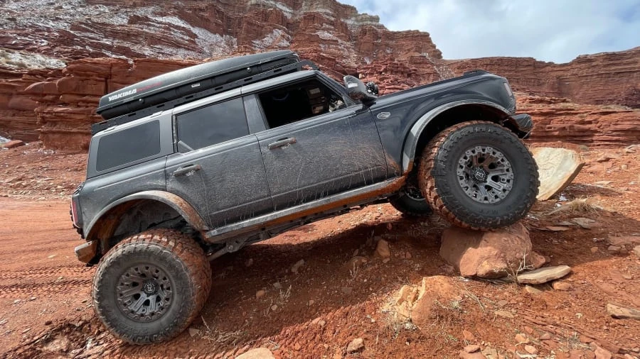 2022 Ford Bronco 6th Gen - Image 6 of 7