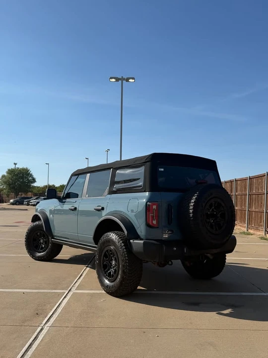 2022 Ford Bronco 6th Gen - Image 4 of 10
