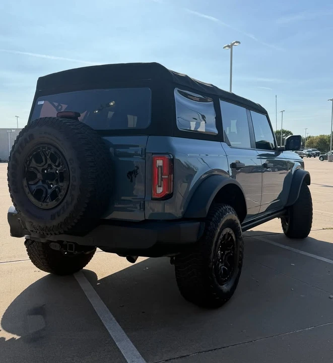 2022 Ford Bronco 6th Gen - Image 3 of 10