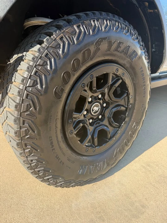 2022 Ford Bronco 6th Gen - Image 5 of 10