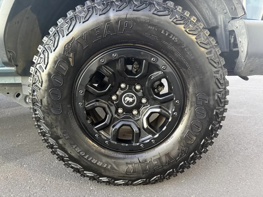 2022 Ford Bronco 6th Gen - Image 24 of 31