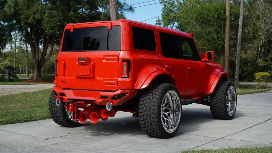 2022 Ford Bronco 6th Gen - Image 3 of 31