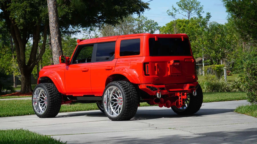 2022 Ford Bronco 6th Gen - Image 18 of 31