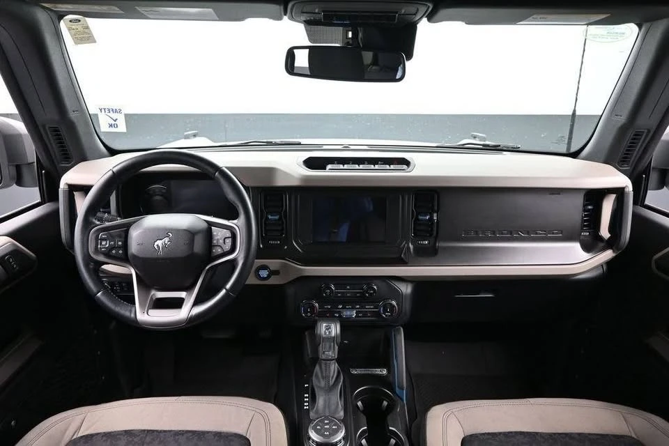 2022 Ford Bronco 6th Gen - Image 19 of 20