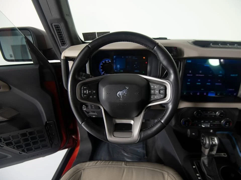 2022 Ford Bronco 6th Gen - Image 16 of 20