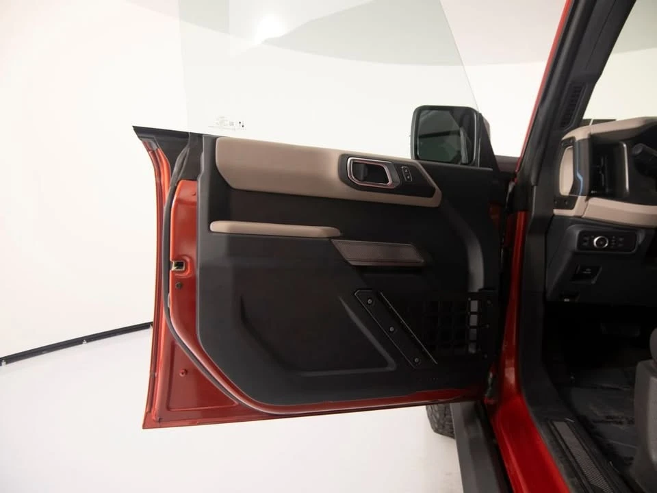 2022 Ford Bronco 6th Gen - Image 13 of 20