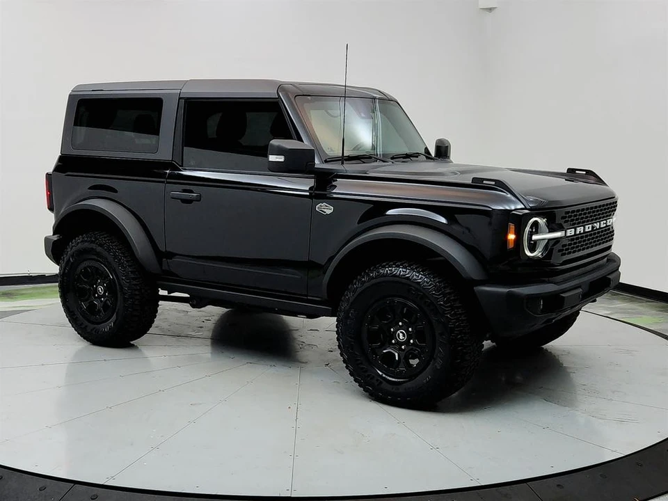 2022 Ford Bronco 6th Gen - Image 3 of 12