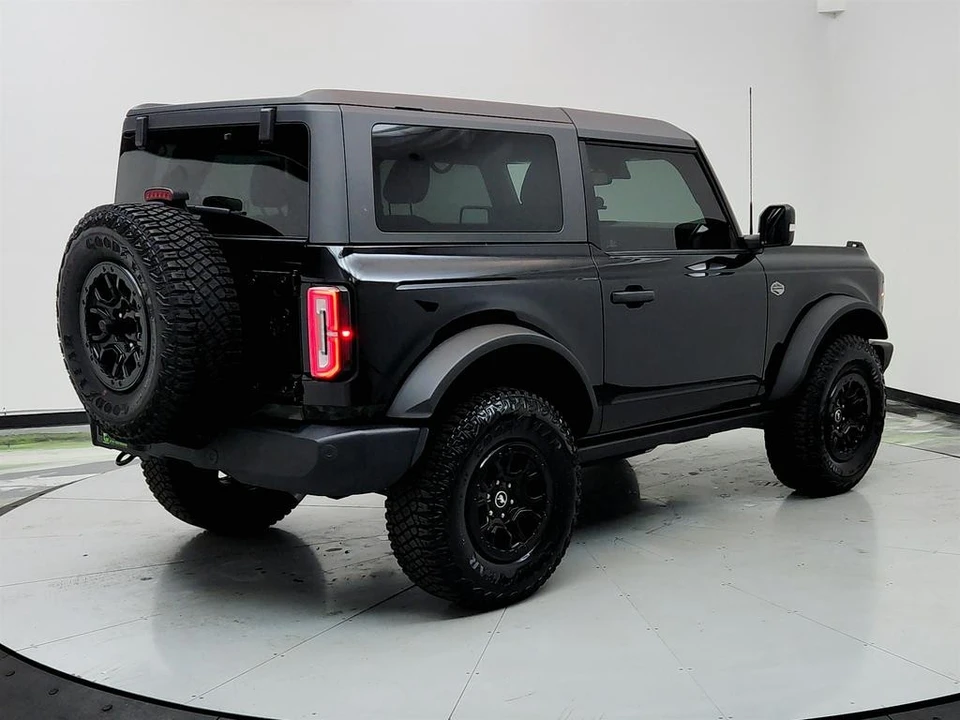 2022 Ford Bronco 6th Gen - Image 5 of 12
