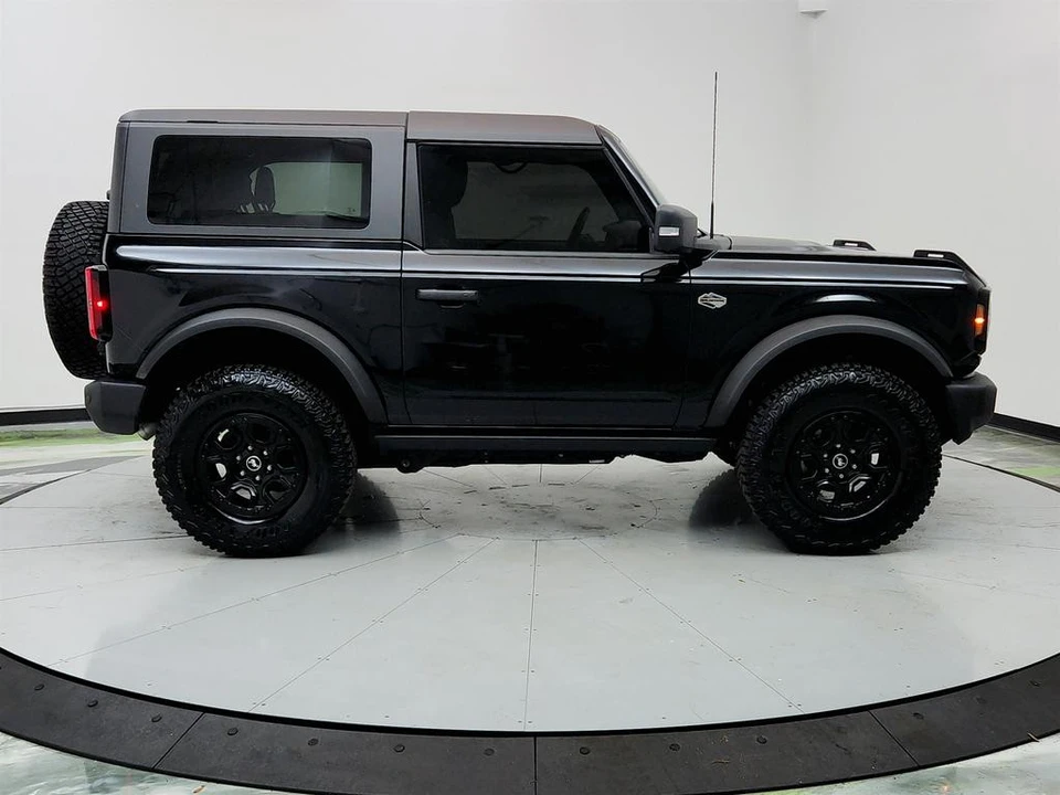 2022 Ford Bronco 6th Gen - Image 4 of 12