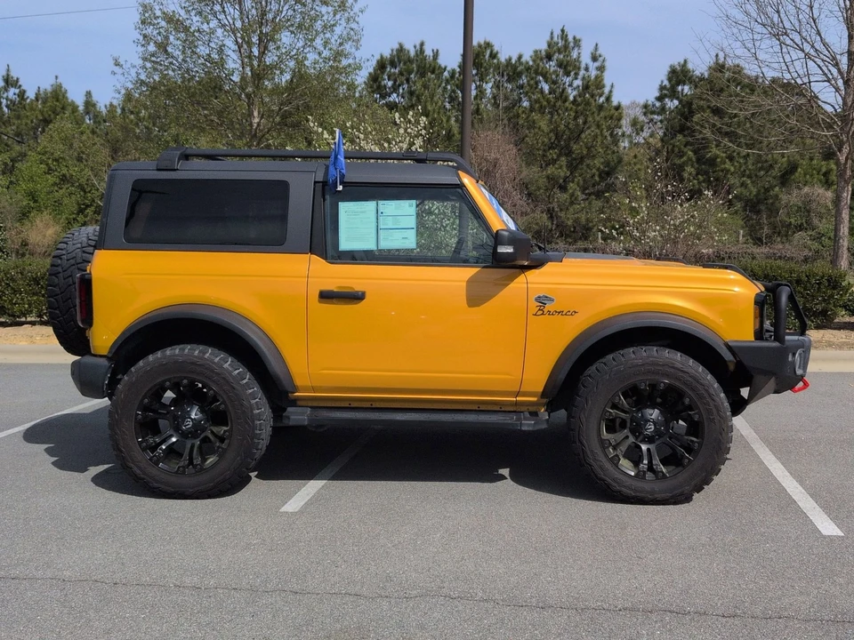 2022 Ford Bronco 6th Gen - Image 9 of 31
