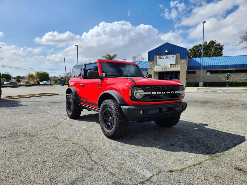 2022 Ford Bronco 6th Gen - Image 14 of 14