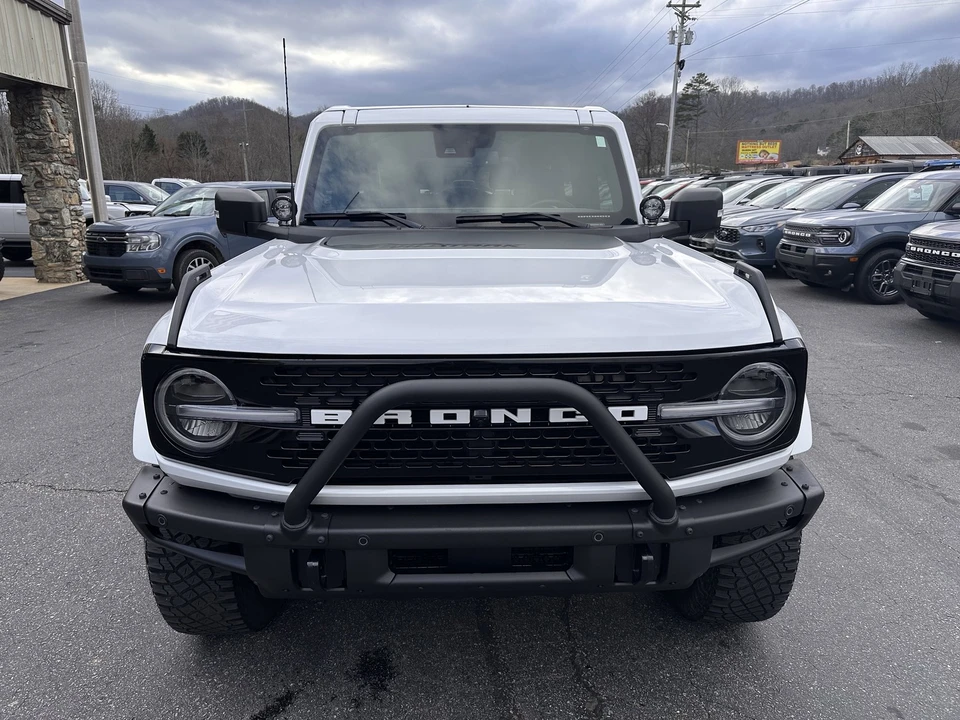 2022 Ford Bronco 6th Gen - Image 3 of 12