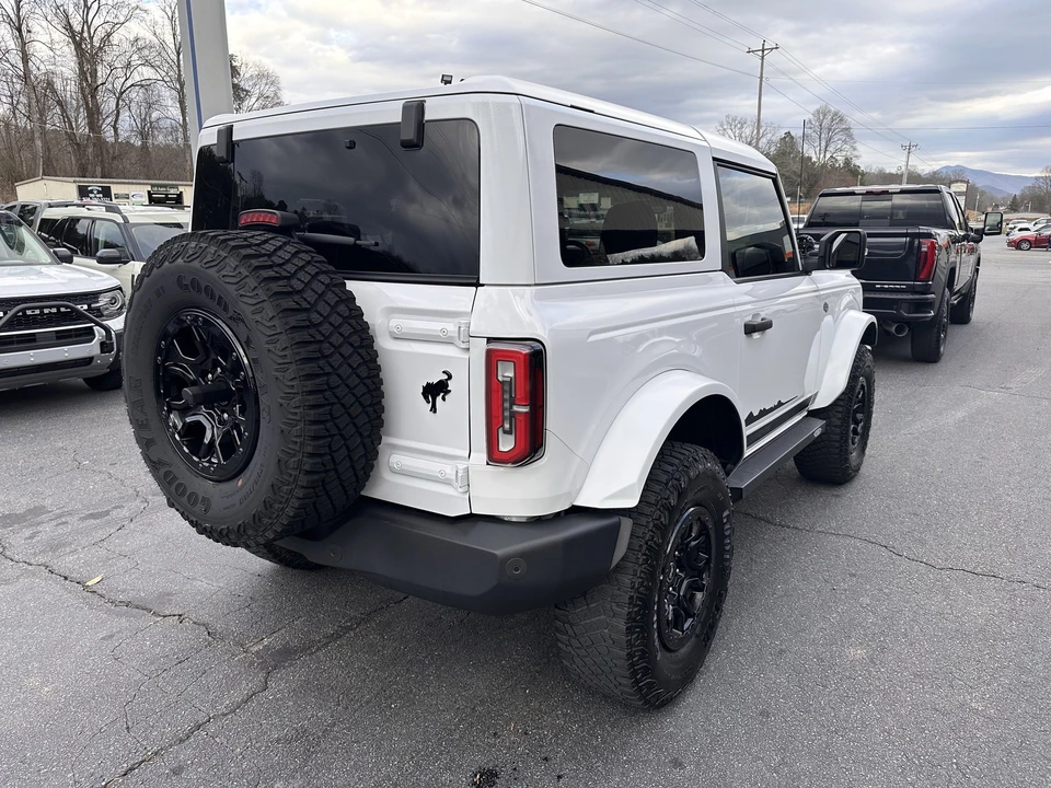 2022 Ford Bronco 6th Gen - Image 6 of 12