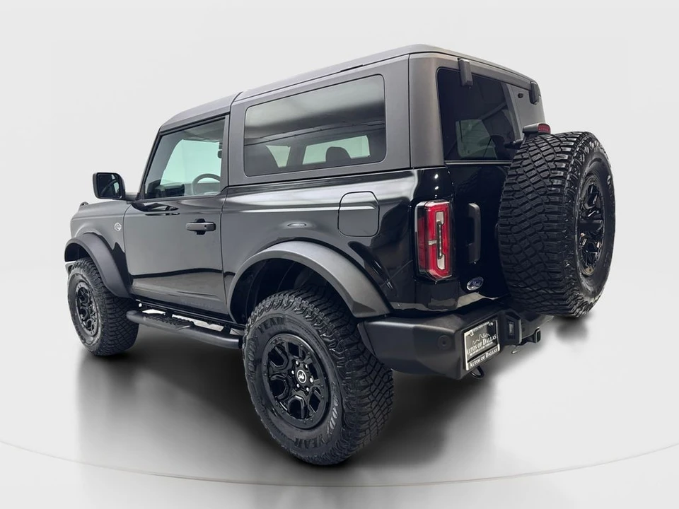 2022 Ford Bronco 6th Gen - Image 9 of 31