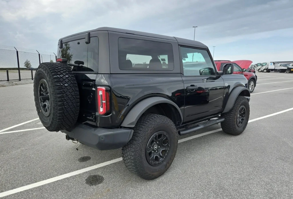 2022 Ford Bronco 6th Gen - Image 2 of 10