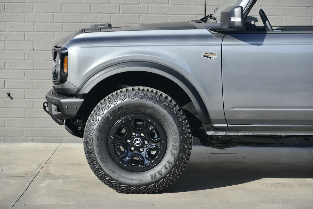 2022 Ford Bronco 6th Gen - Image 20 of 31