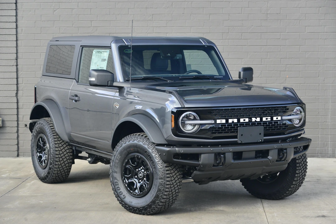 2022 Ford Bronco 6th Gen - Image 8 of 31