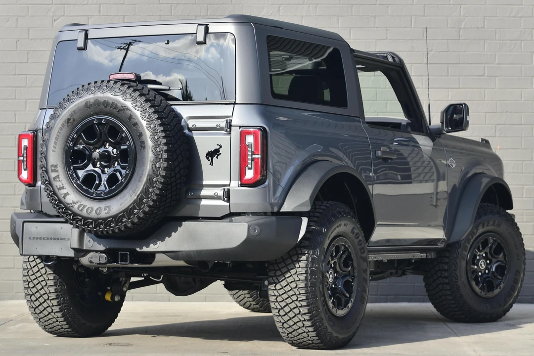2022 Ford Bronco 6th Gen - Image 4 of 31