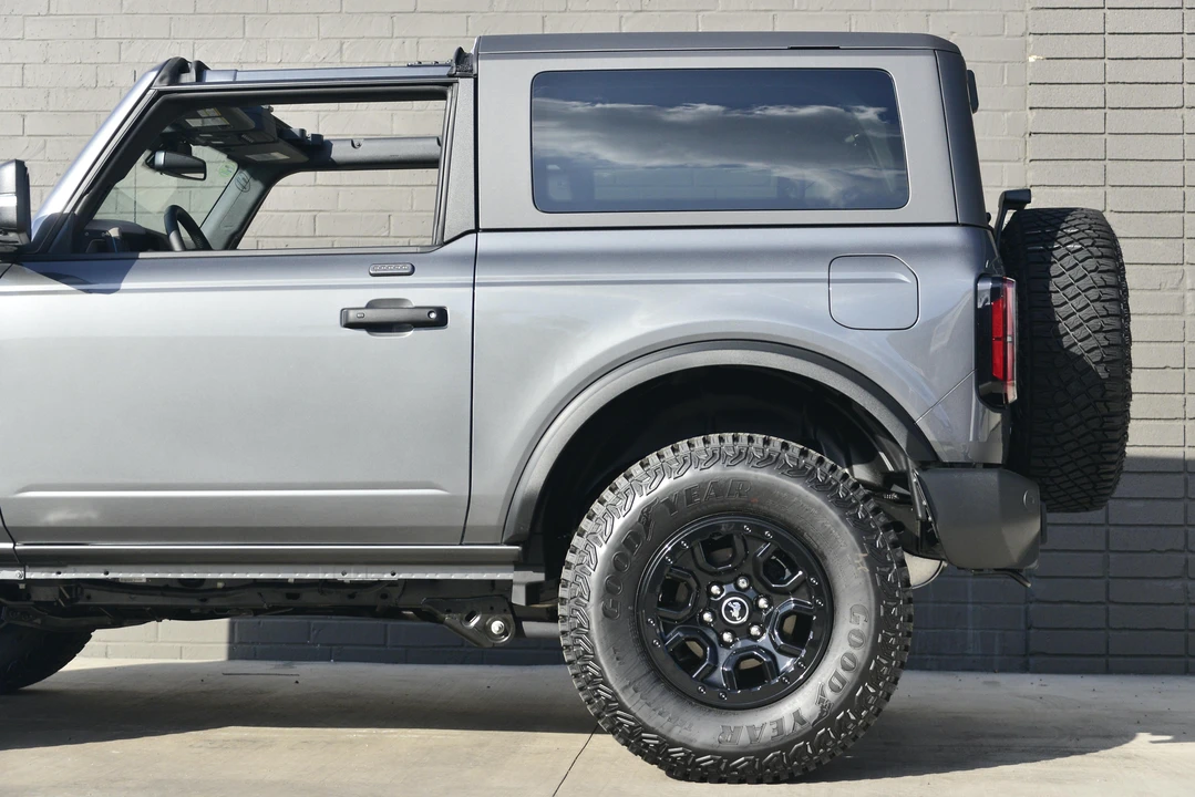 2022 Ford Bronco 6th Gen - Image 29 of 31