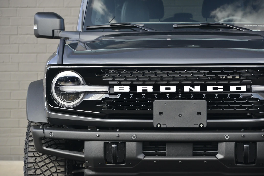 2022 Ford Bronco 6th Gen - Image 13 of 31