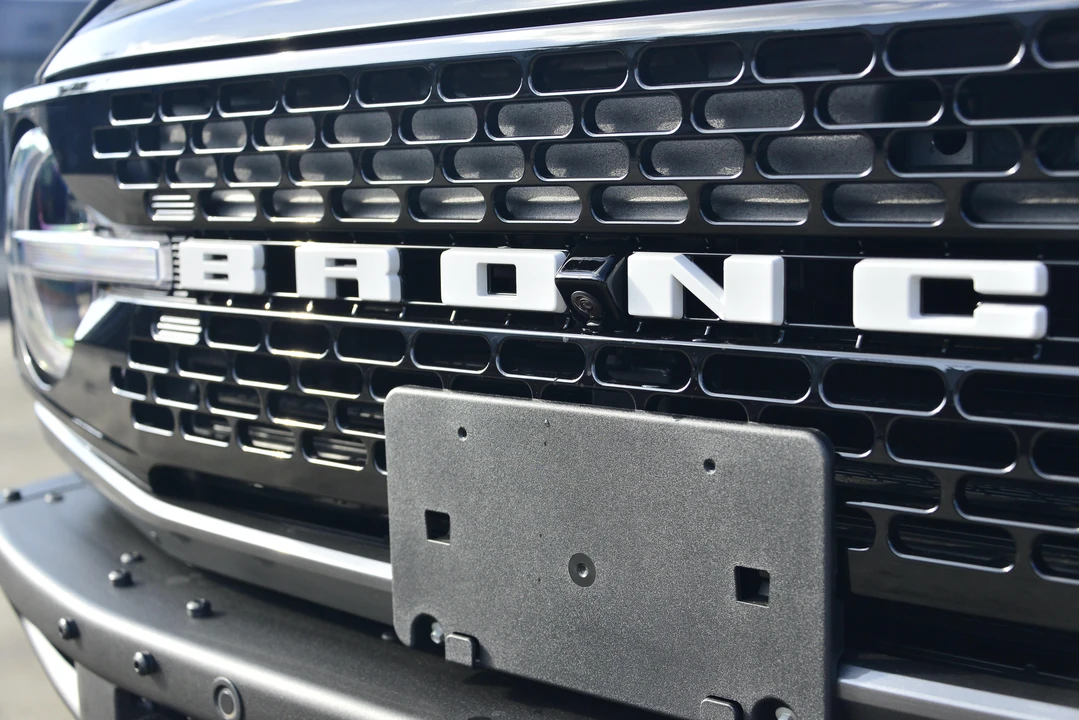 2022 Ford Bronco 6th Gen - Image 14 of 31
