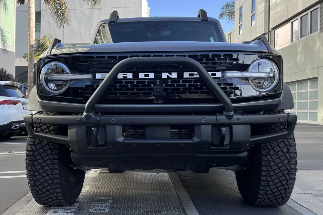 2022 Ford Bronco 6th Gen - Image 2 of 7