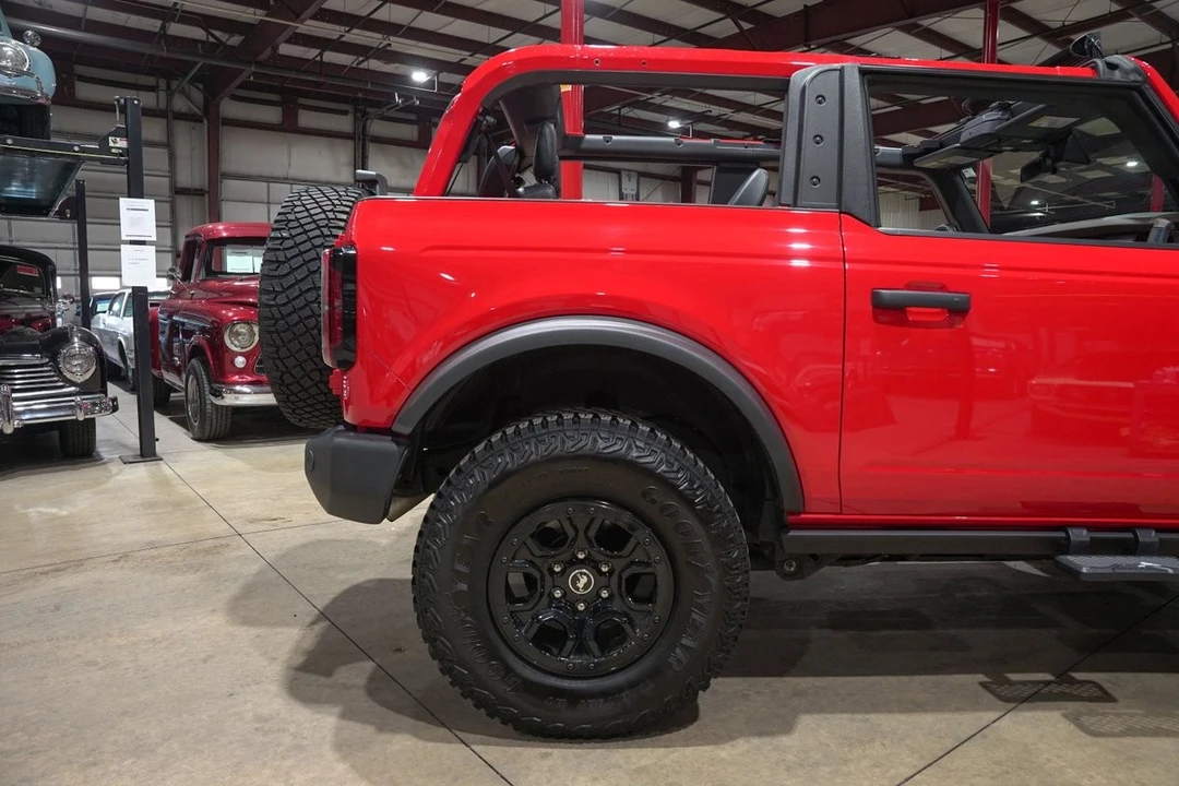 2022 Ford Bronco 6th Gen - Image 9 of 12