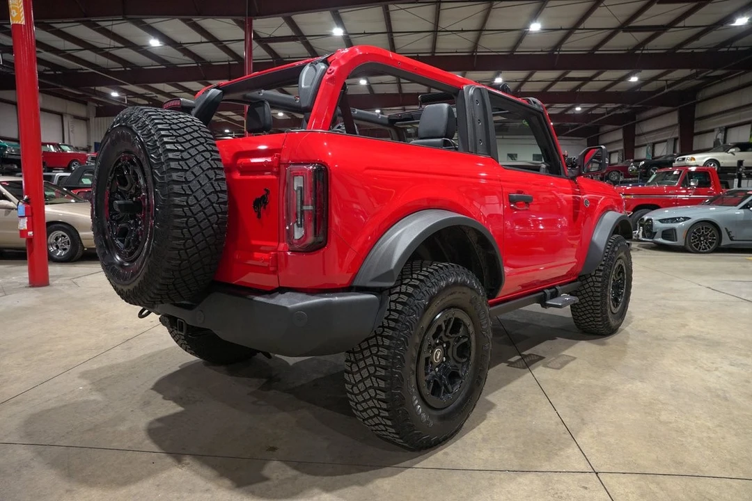 2022 Ford Bronco 6th Gen - Image 8 of 12