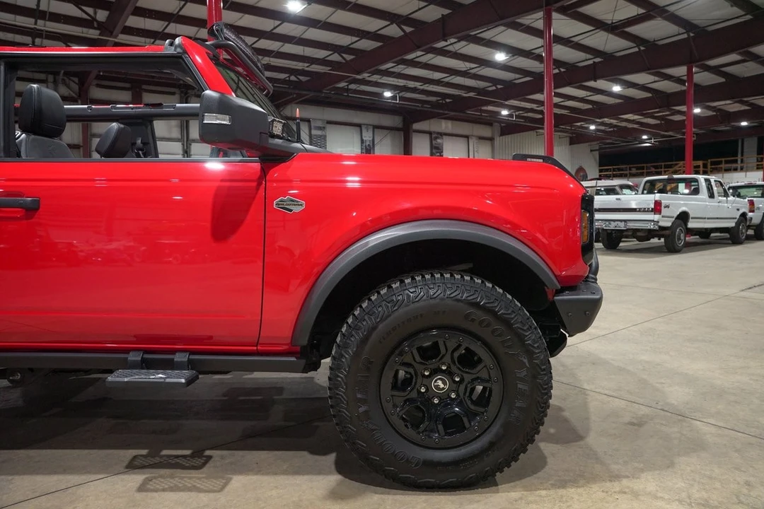 2022 Ford Bronco 6th Gen - Image 11 of 12