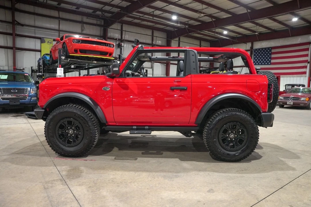 2022 Ford Bronco 6th Gen - Image 4 of 12