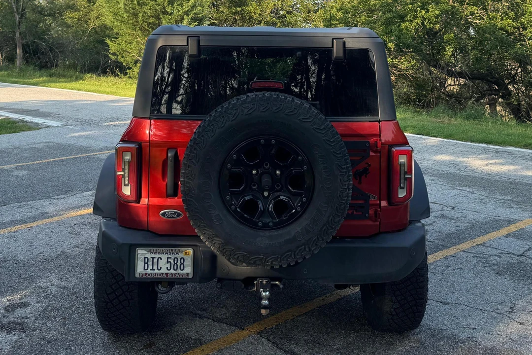 2022 Ford Bronco 6th Gen - Image 5 of 31